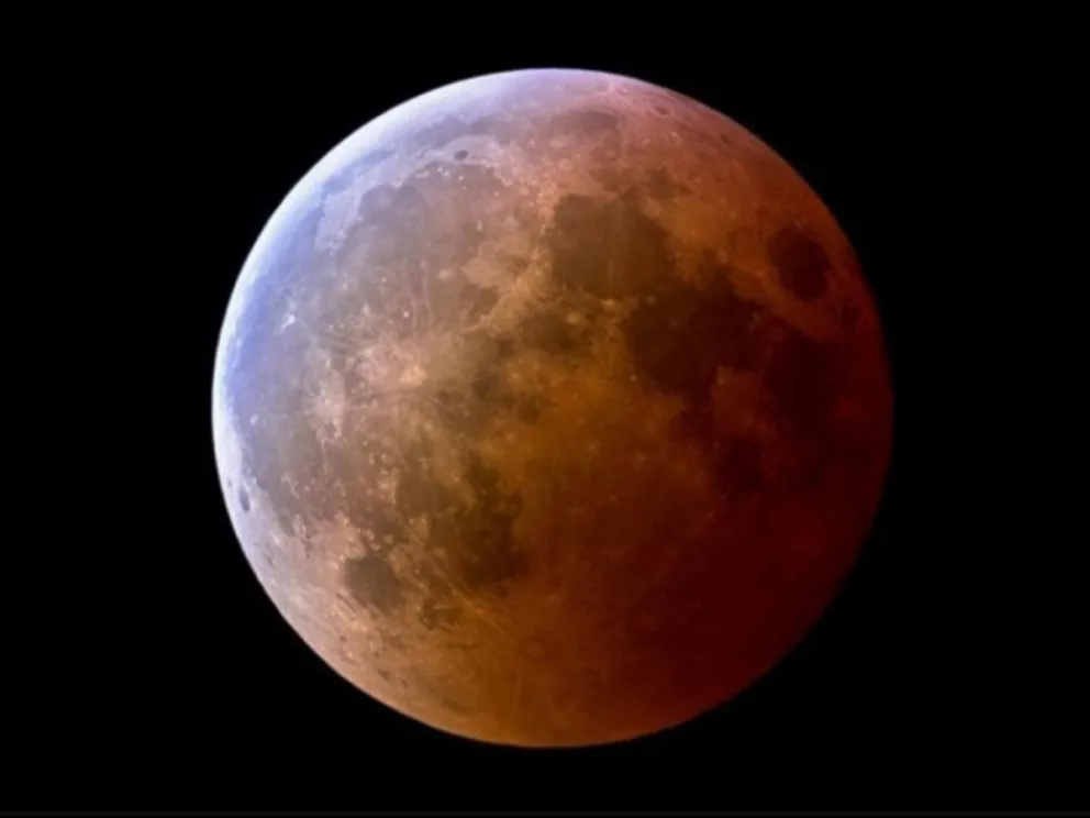 La superluna roja del lobo que podrás ver a fines de enero en Argentina