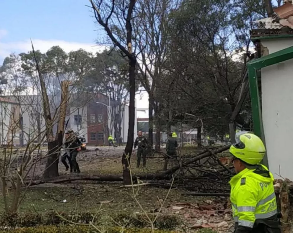 Explotó un coche bomba en una escuela de Policía de Bogotá 