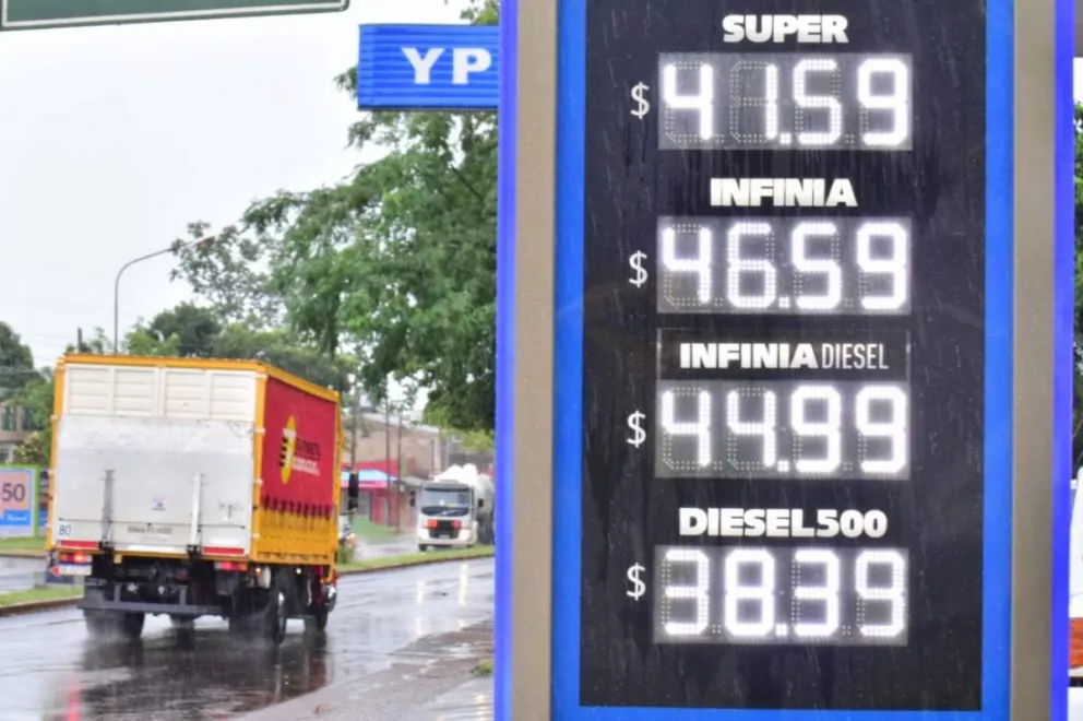 Los nuevos precios de los combustibles en una de las YPF de Posadas