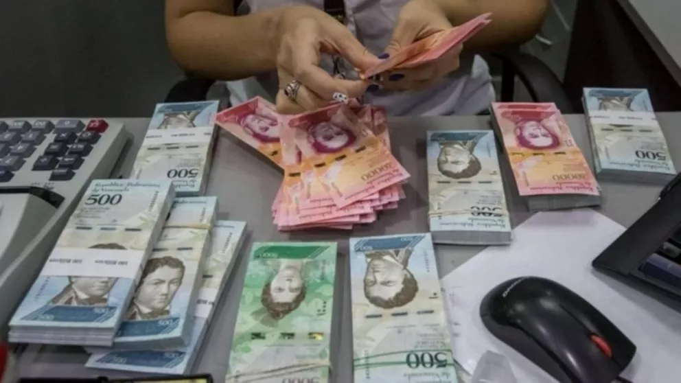 En medio de la crisis económica, Venezuela lanzó un mercado cambiario paralelo