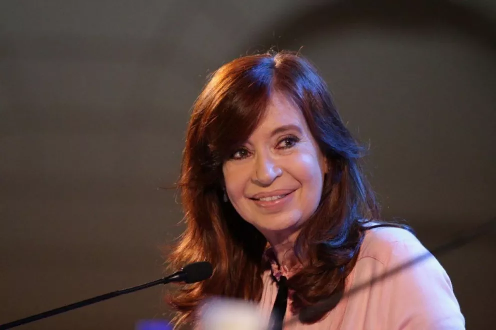 Cristina Kirchner: "Estamos dispuestos a ayudar a unir a los argentinos en un momento difícil"