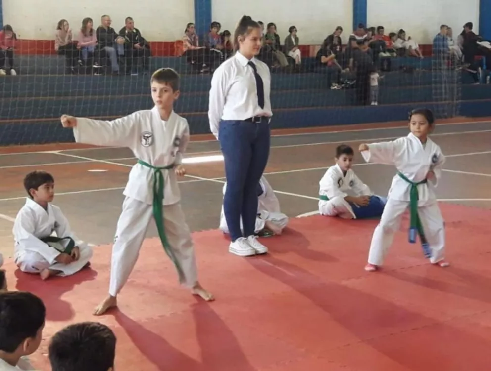Este domingo se realiza el tercer encuentro de Taekwondo en El Soberbio