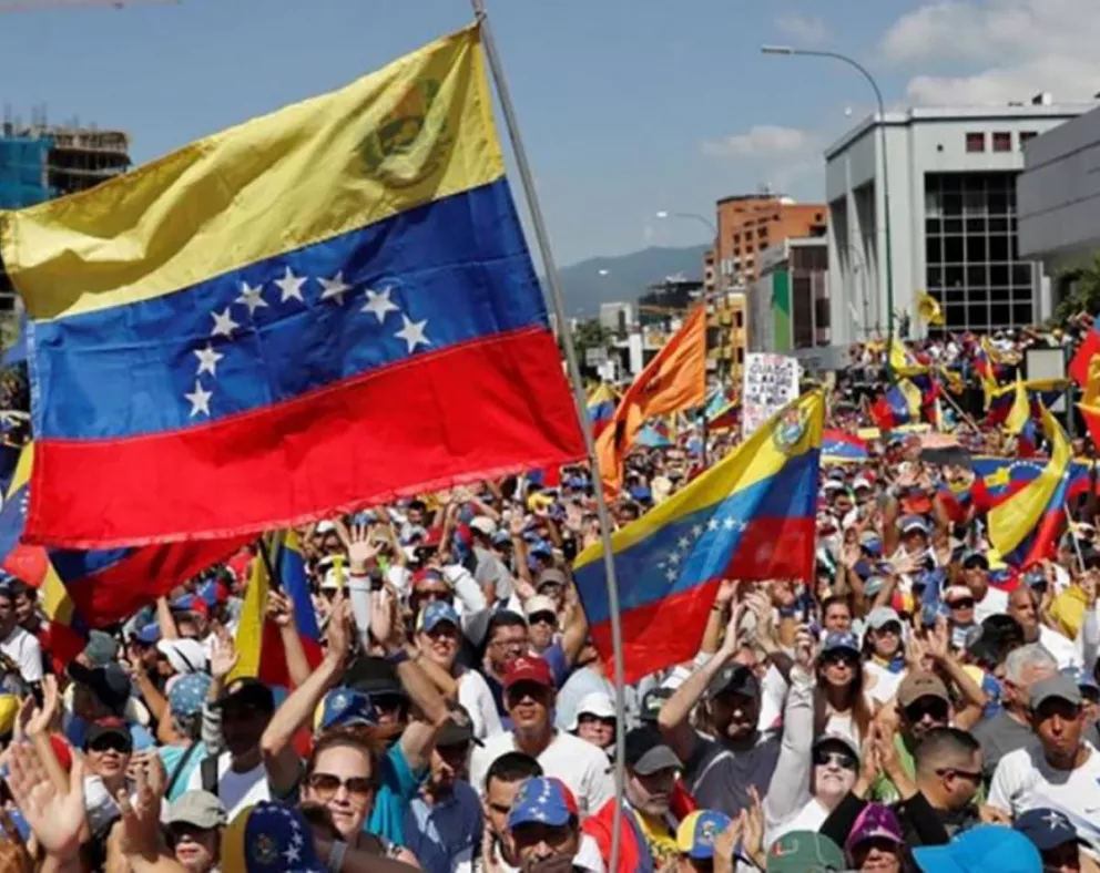 Tras el apagón, la oposición marcha hoy contra el régimen de Maduro