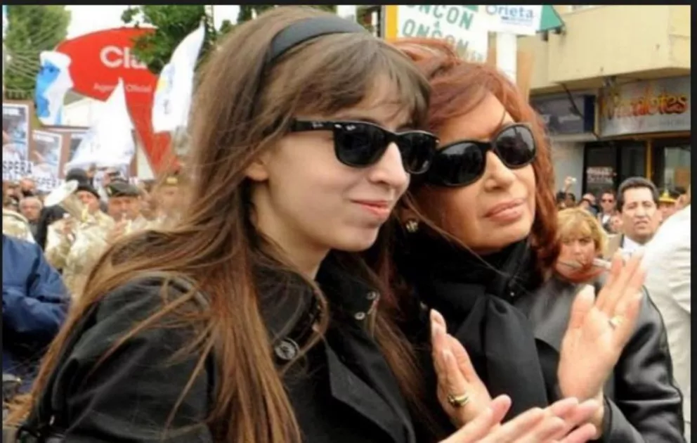 Cristina Kirchner pidió autorización para que Florencia se quede 45 días más en Cuba