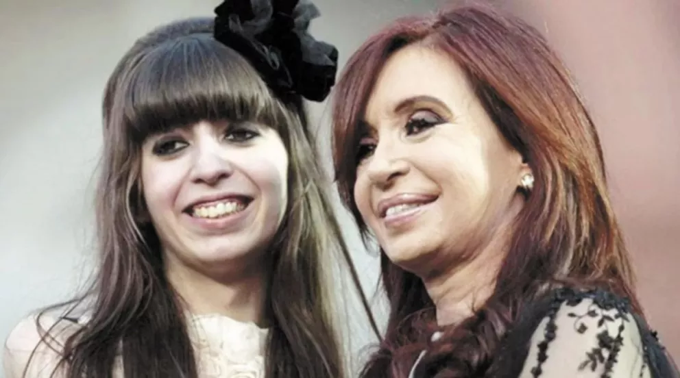 CFK denunció que su hija se enfermó por la “persecución feroz” que sufrió