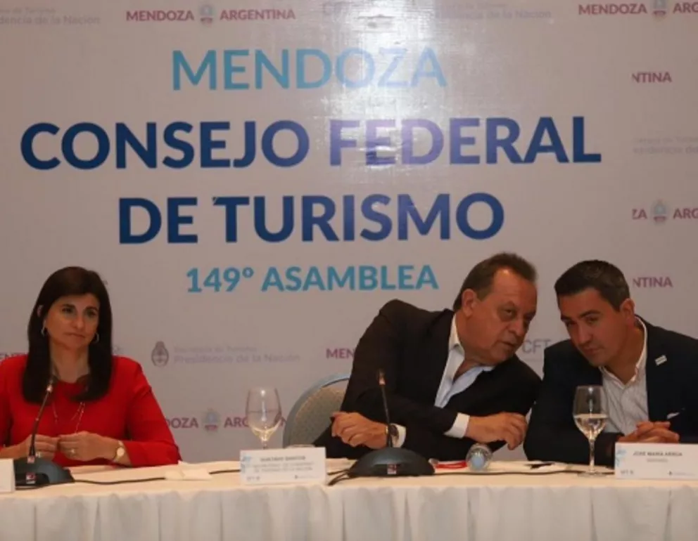 José María Arrúa asumió la presidencia del Consejo Federal de Turismo 