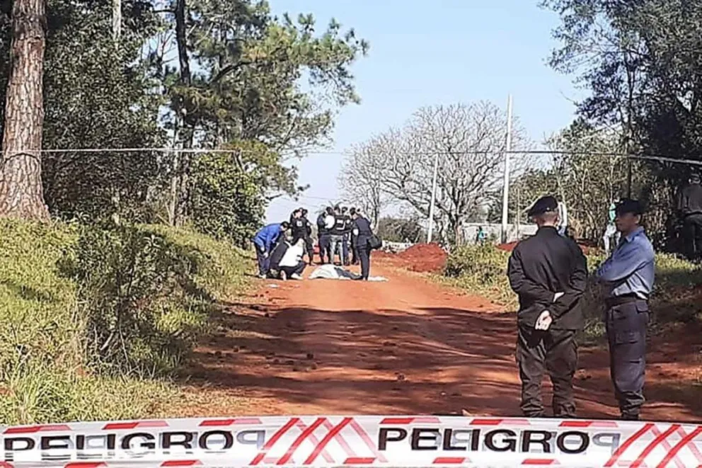 Víctor fue asesinado de un balazo en la cabeza y al lado del cuerpo detectaron la vaina 9 mm.