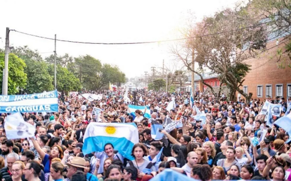 Así vivió la gente la presentación de Sinceramente en Posadas 