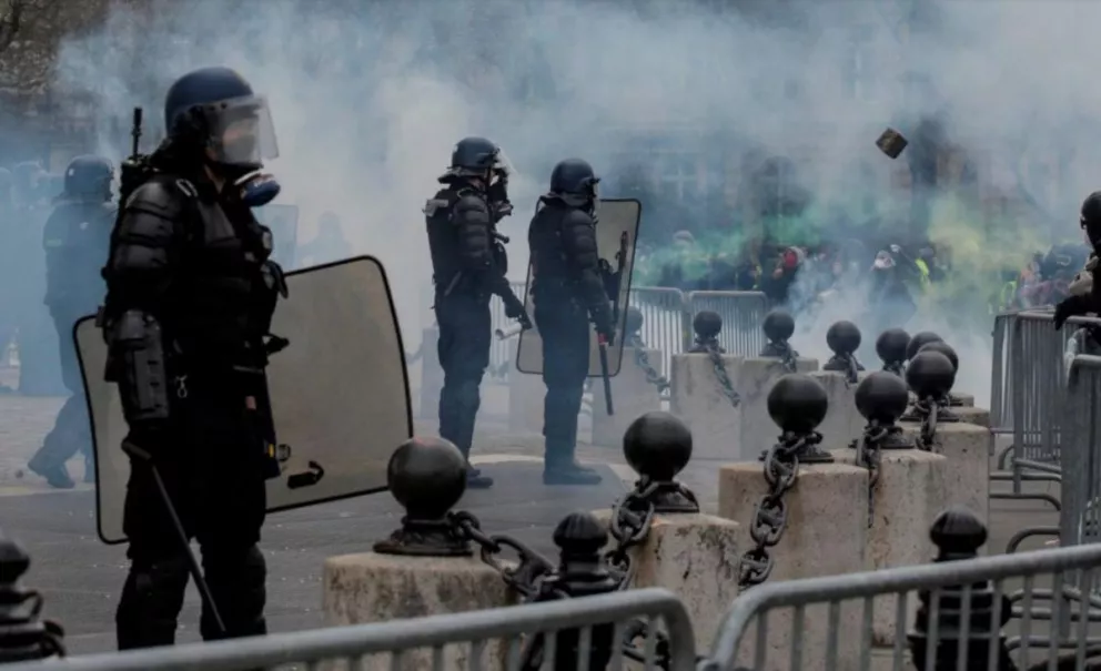 Incidentes y tensión en una nueva marcha de los chalecos amarillos en París