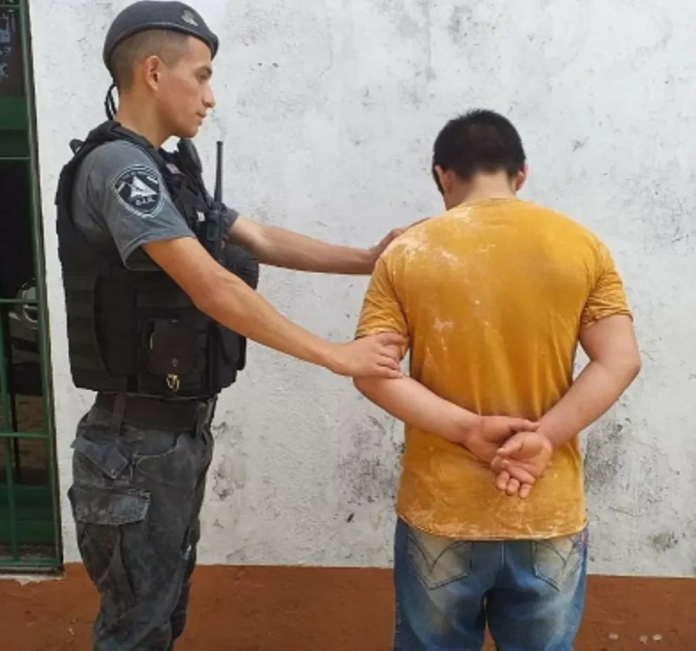 Posadas: Dos policías heridos tras descomunal desorden en Villa Cariño