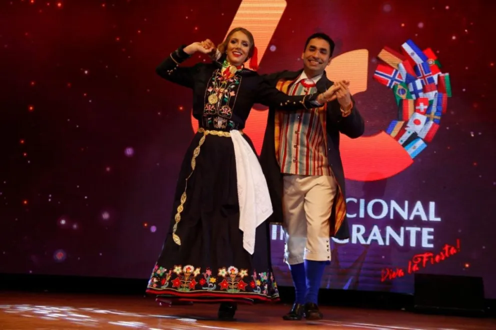 Jazmín Hultgren es la Reina Nacional y Virtual de los Inmigrantes 