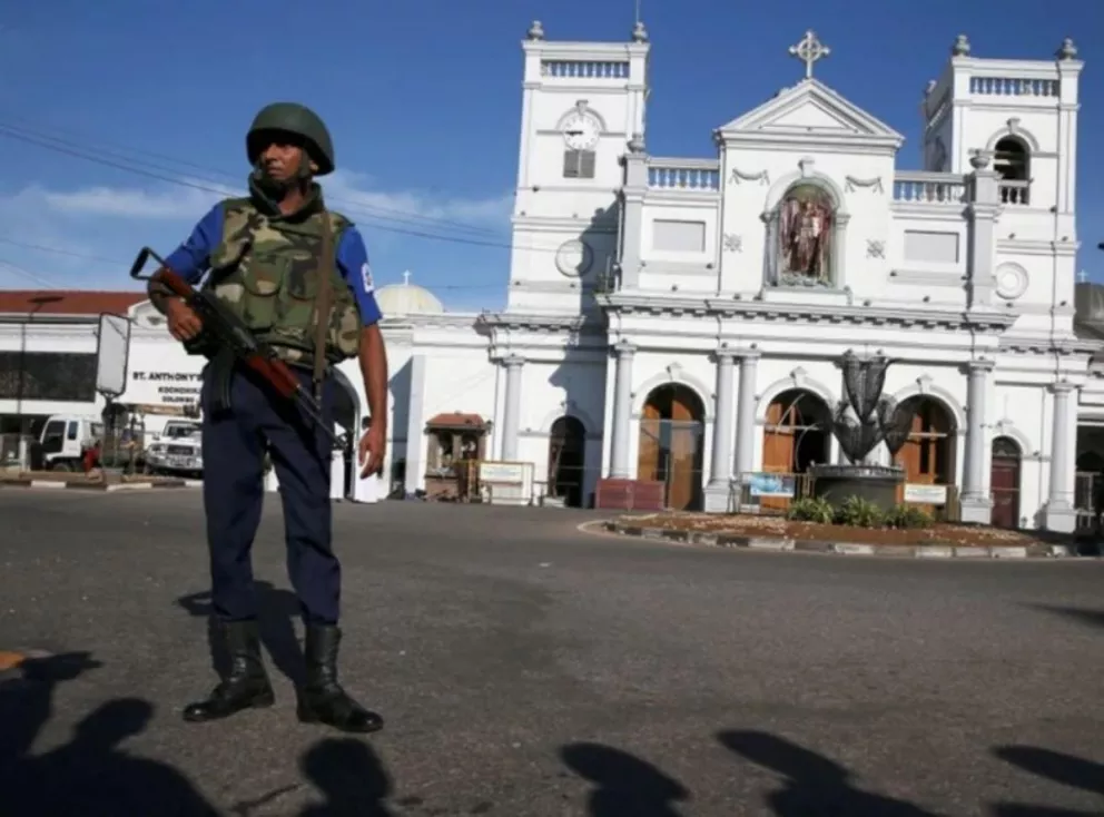 Atentados en Sri Lanka: se elevó a 290 el número de muertos y la policía detuvo a 24 sospechosos