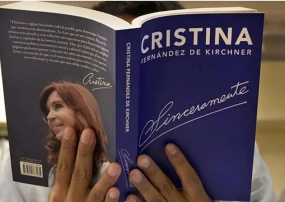 Expectativa por la presentación del libro de Cristina Kirchner en La Rural