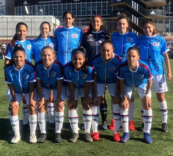 La misionera Milagros Otazú festejó el torneo nacional con la UAI Urquiza La misionera Milagros Otazú festejó el torneo nacional con la UAI Urquiza