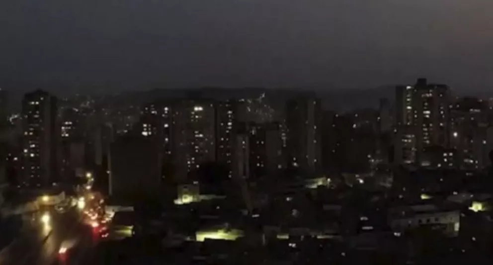 Apagón masivo en Venezuela: persisten los cortes de luz en varios estados del país