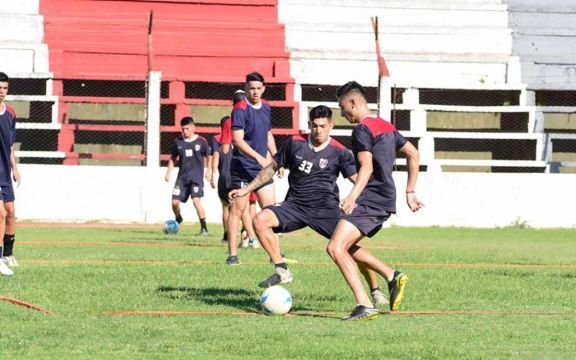 Guaraní buscará dar hoy un paso más hacia su sueño de ascenso Guaraní buscará dar hoy un paso más hacia su sueño de ascenso