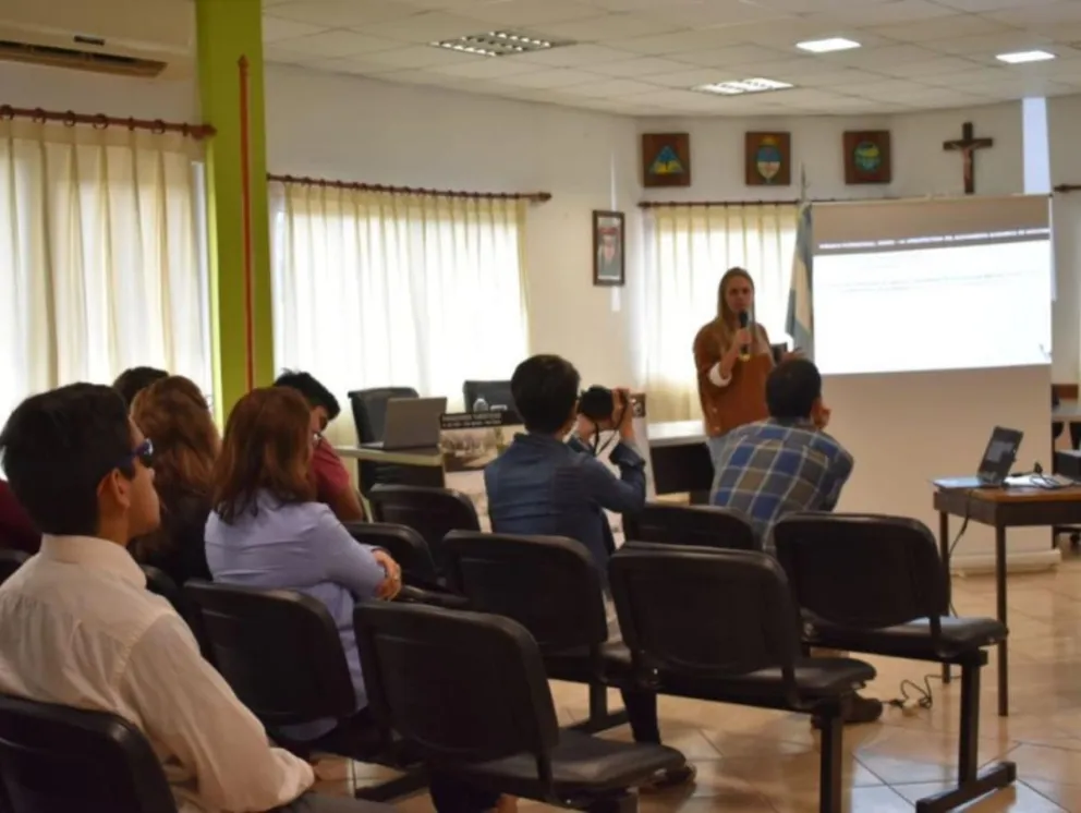 Enriquecedora charla para poner en valor la obra de Clorindo Testa en San Pedro