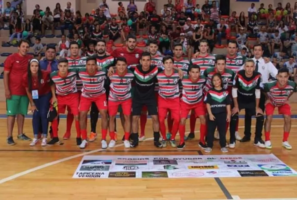 Futsal: Goleó el pentacampeón