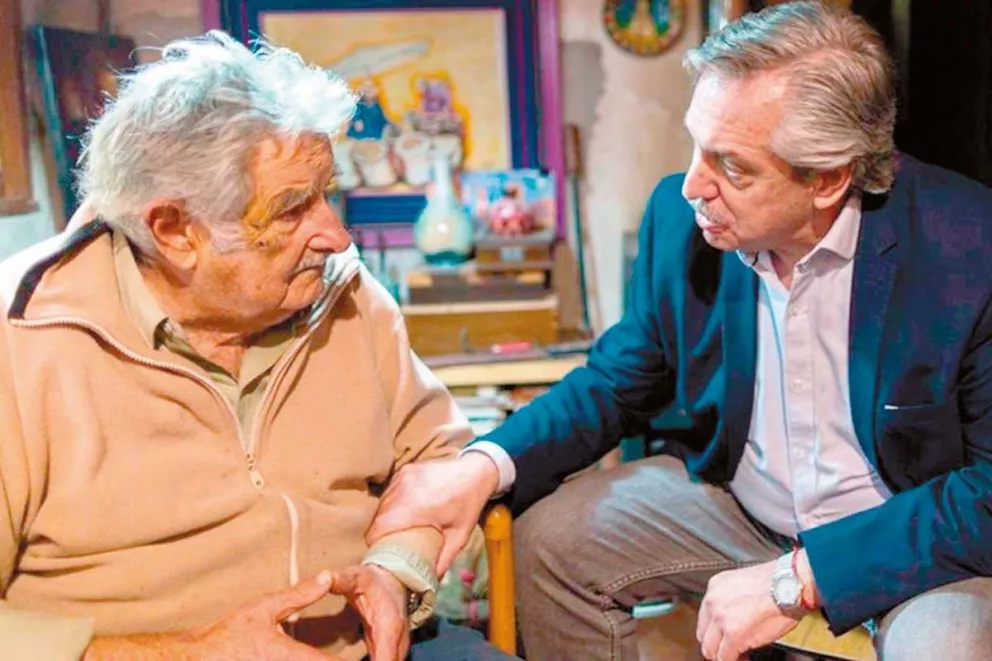 Pepe Mujica y Alberto Fernández volvieron a mostrarse juntos en un acto.
