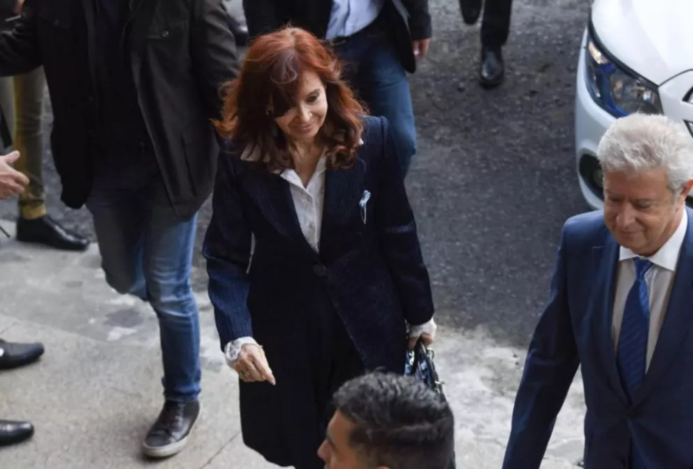Cristina Kirchner pidió autorización para no asistir a la próxima audiencia del juicio