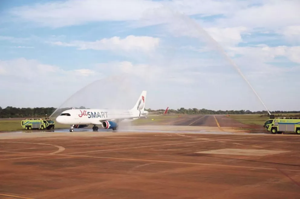 En septiembre volvería a funcionar el vuelo Iguazú-Buenos Aires de Jet Smart