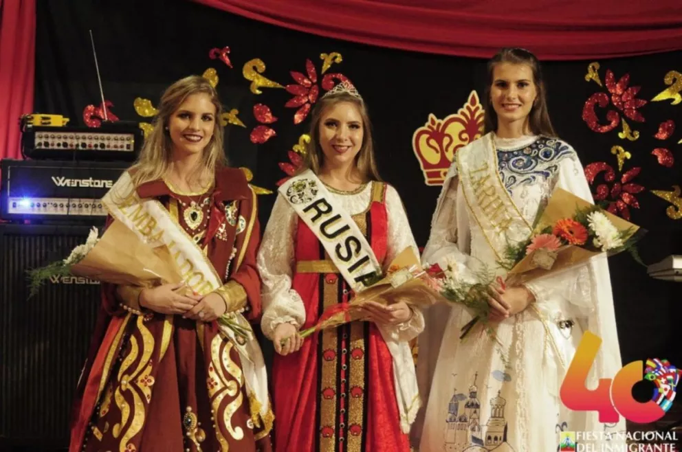 La colectividad Rusa Belarusa presentó a su soberana
