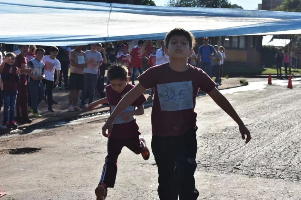 Aniversario de San Pedro: más de 200 atletas en la maratón