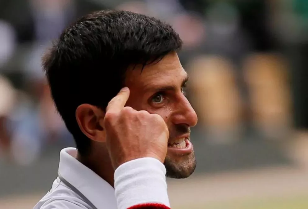 Djokovic se metió en la final de Wimbledon y espera por Federer o Nadal