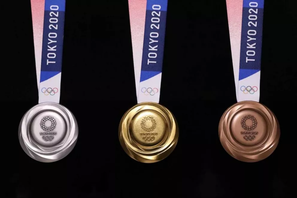 Presentaron las medallas de Tokio 2020, se fabricarán con 6 millones de celulares reciclados
