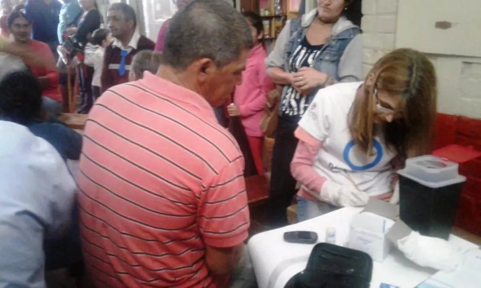 Médicos hicieron controles a los ciudadanos de San Pedro que se acercaron al Hospital en el mes de la diabetes