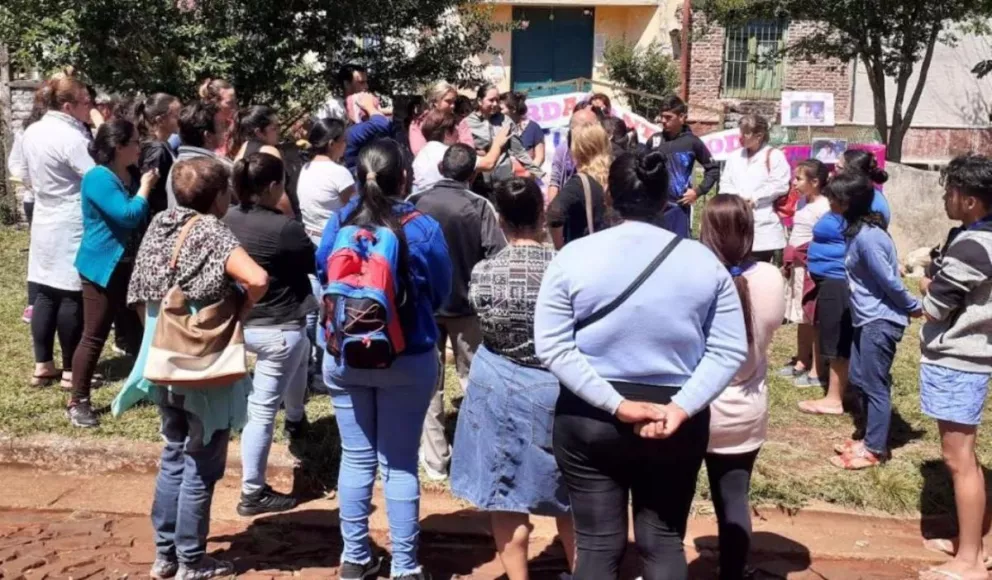 Directora de la Escuela de Cerro Corá negó maltrato de la docente denunciada