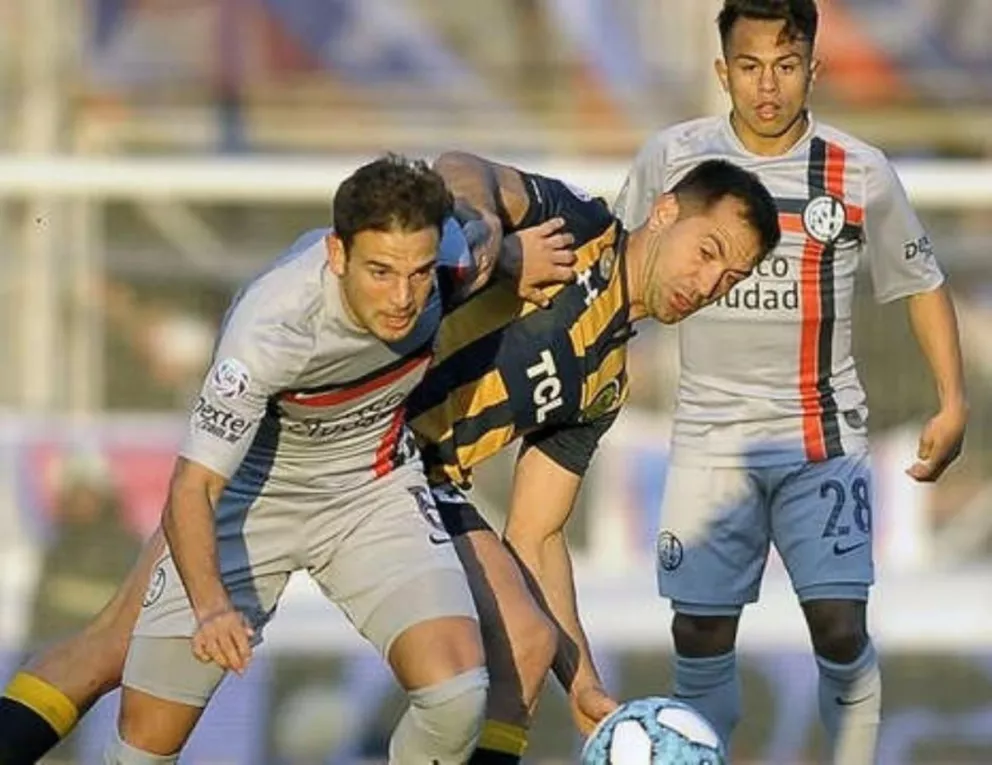 Superliga: San Lorenzo y Central igualaron 2-2 y se mantienen en lo más alto