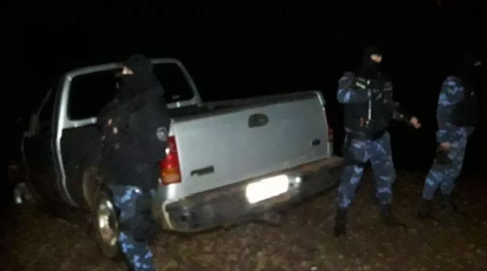 Robaron una camioneta en Brasil y fueron detenidos en Misiones