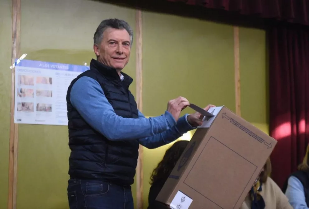 Elecciones 2019. Mauricio Macri votó en una escuela del barrio porteño de Palermo