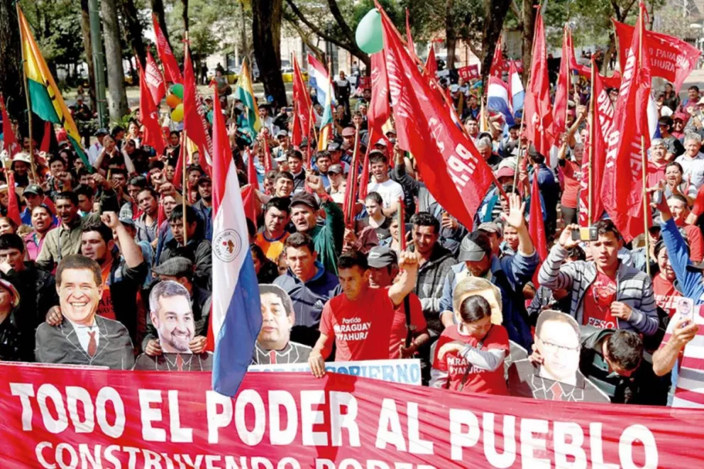 Piden derogar acuerdo entre Cartes y Macri por Yacyretá 