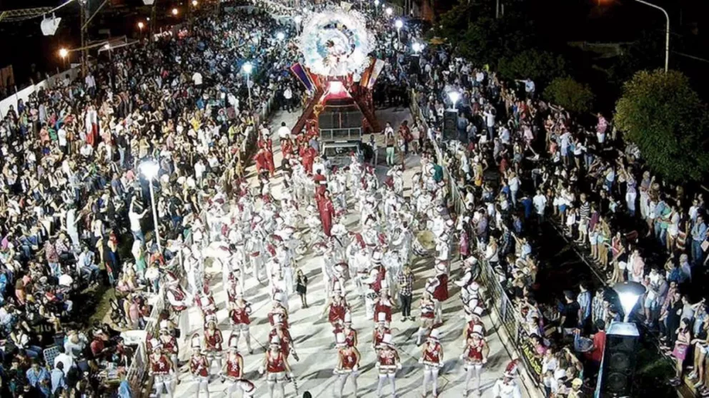 Por los costos, Santo Tomé evalúa si sale  el carnaval 2020