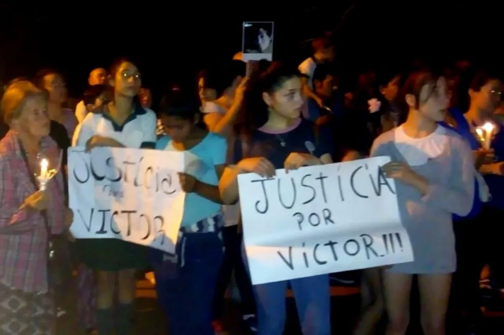 El pueblo de Santa Ana volvió a pedir justicia por Víctor 