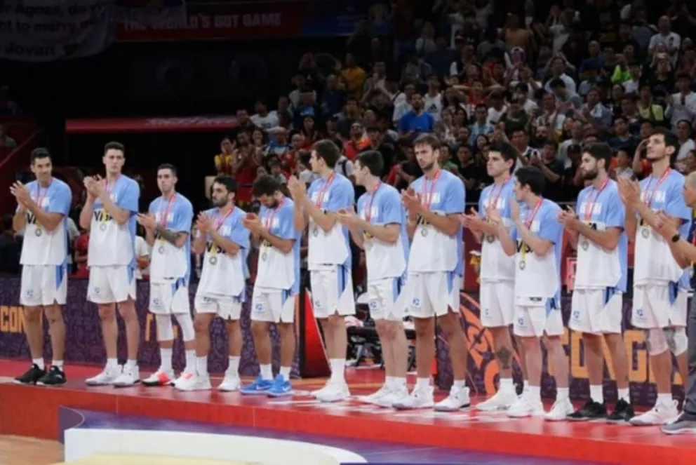 La selección argentina de básquet llegó al país