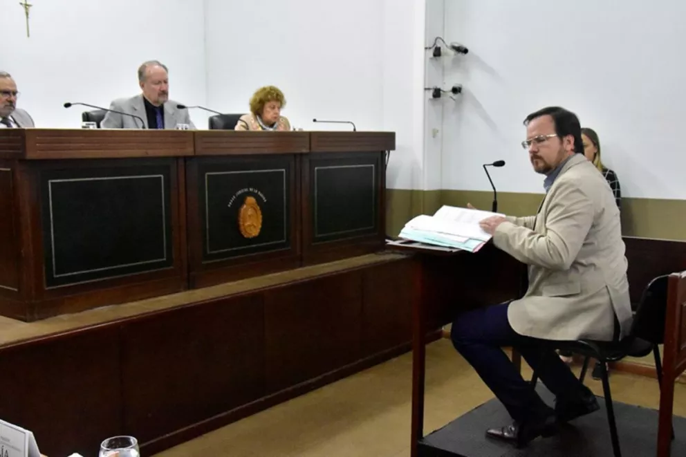 Testigo acusó al ex delegado de la Procuración de incitar a denunciar