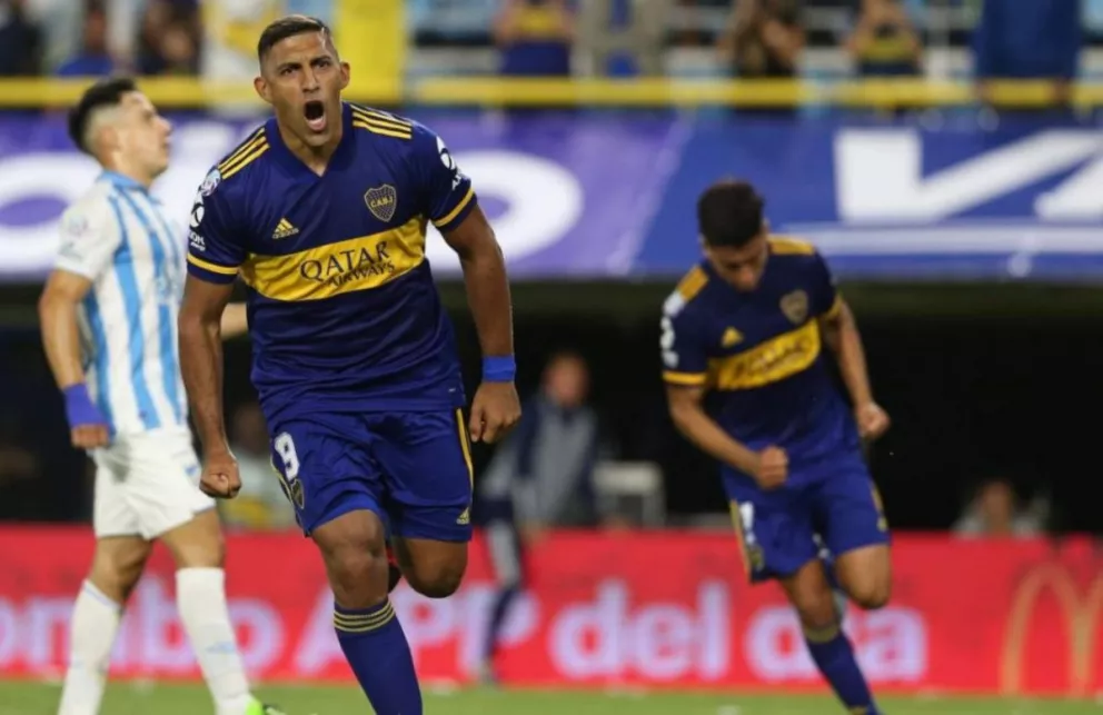 Boca derrotó a Atlético Tucumán y alcanzó a River en lo más alto de la Superliga