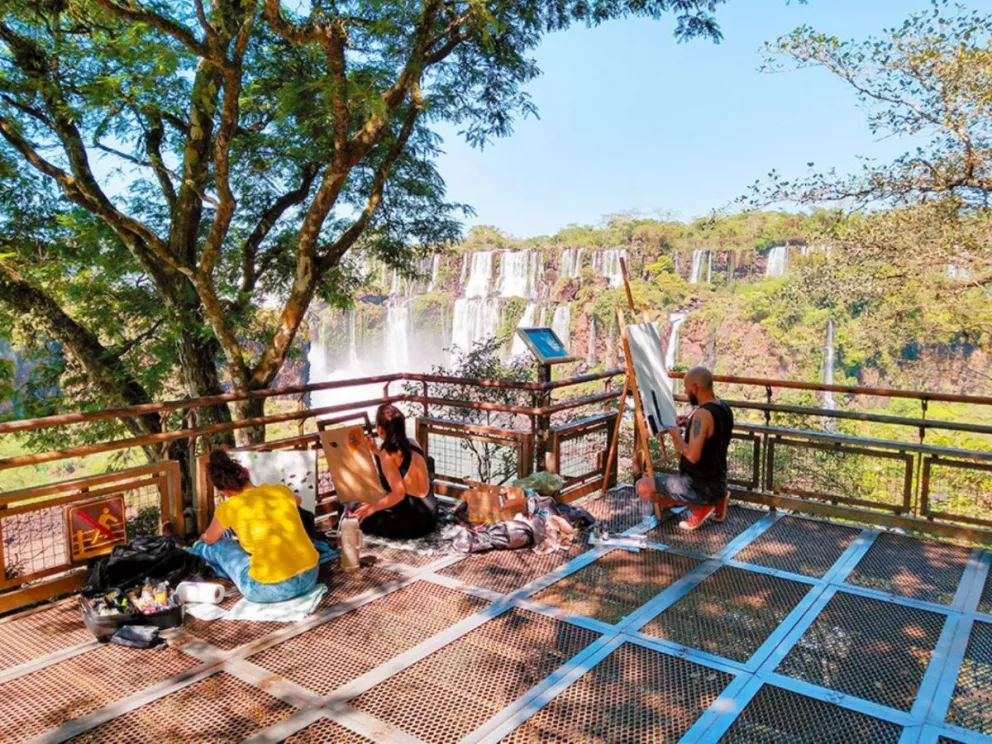 Pinceladas de creatividad por los 85 años del Parque Iguazú
