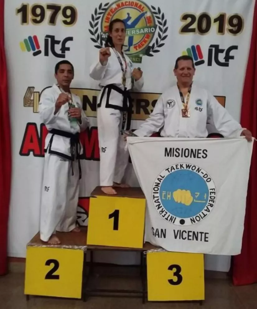 El Instituto de Taekwondo se alzó con 40 medallas en el Open Máster Carlos Méndez