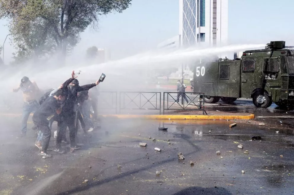 Estallido en Chile: protestas dejaron ocho muertos y cientos de heridos 
