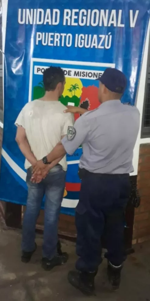 Intentó robar en un supermercado con un destornillador, fue reducido por el dueño y terminó detenido en Iguazú