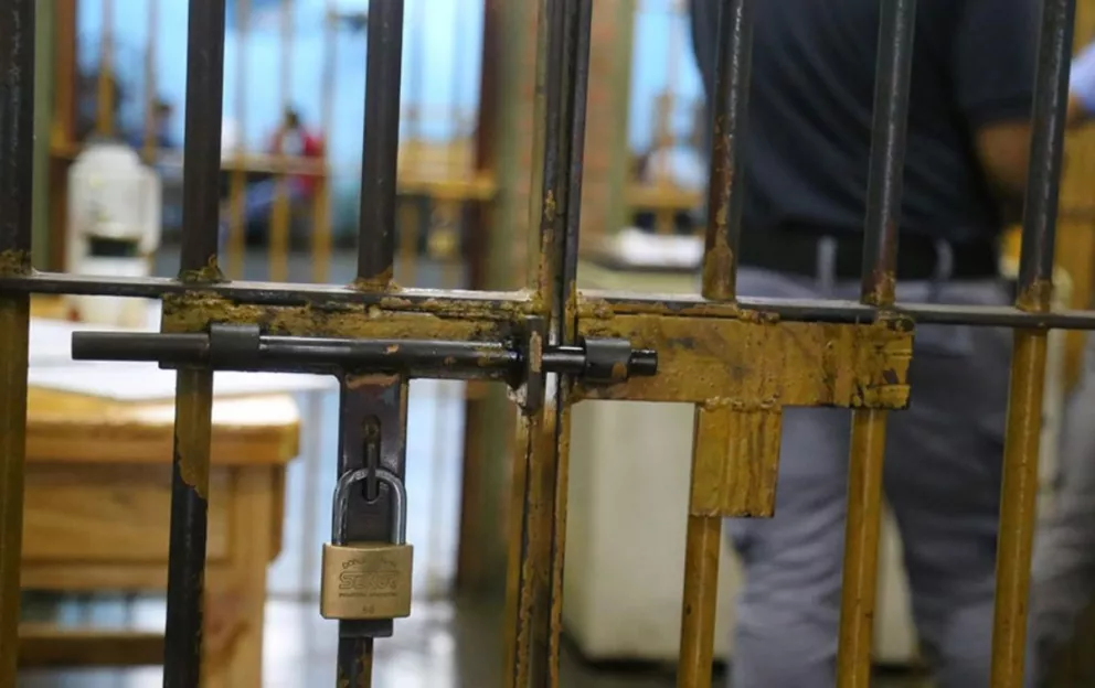 El docente acusado de pedofilia fue trasladado a una cárcel 