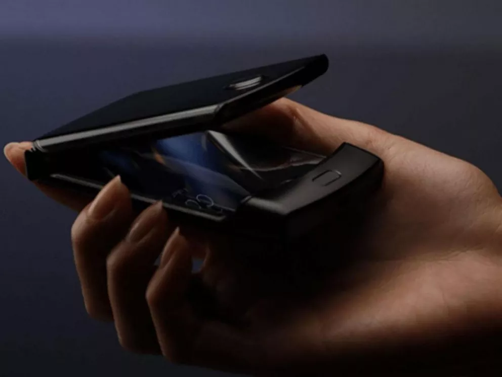 Moto Razr regresa y afirma la tendencia de los celulares plegables