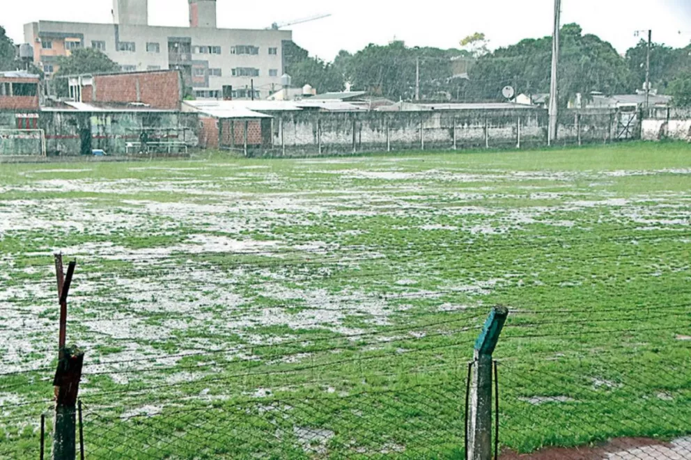 Las intensas lluvias impidieron que comiencen las semifinales del Clausura de la Liga Posadeña