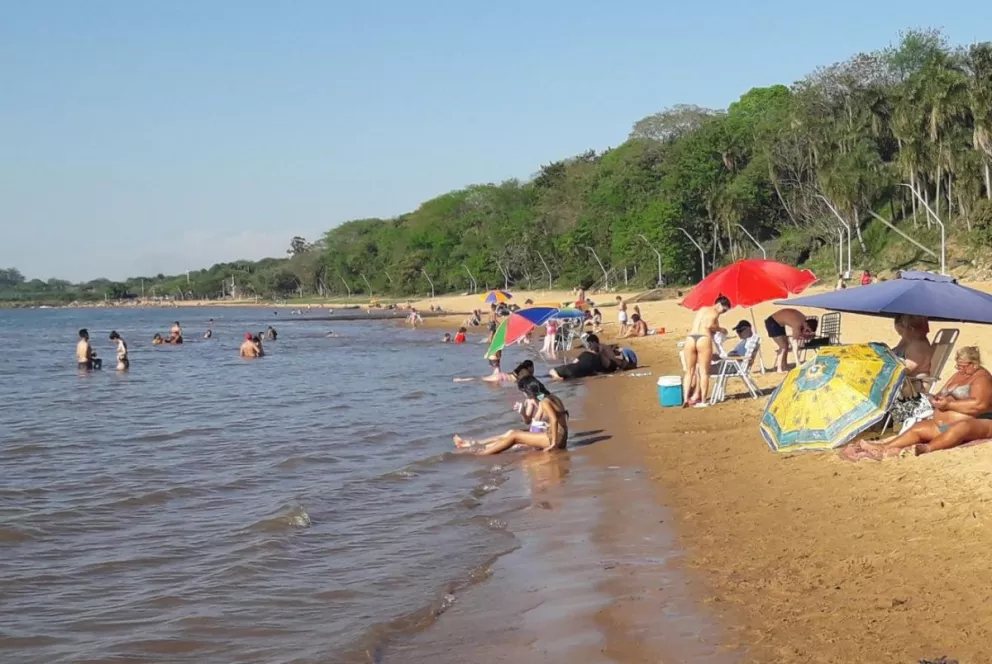 Las playas del Paraná son uno de los atractivos de Ituzaingó