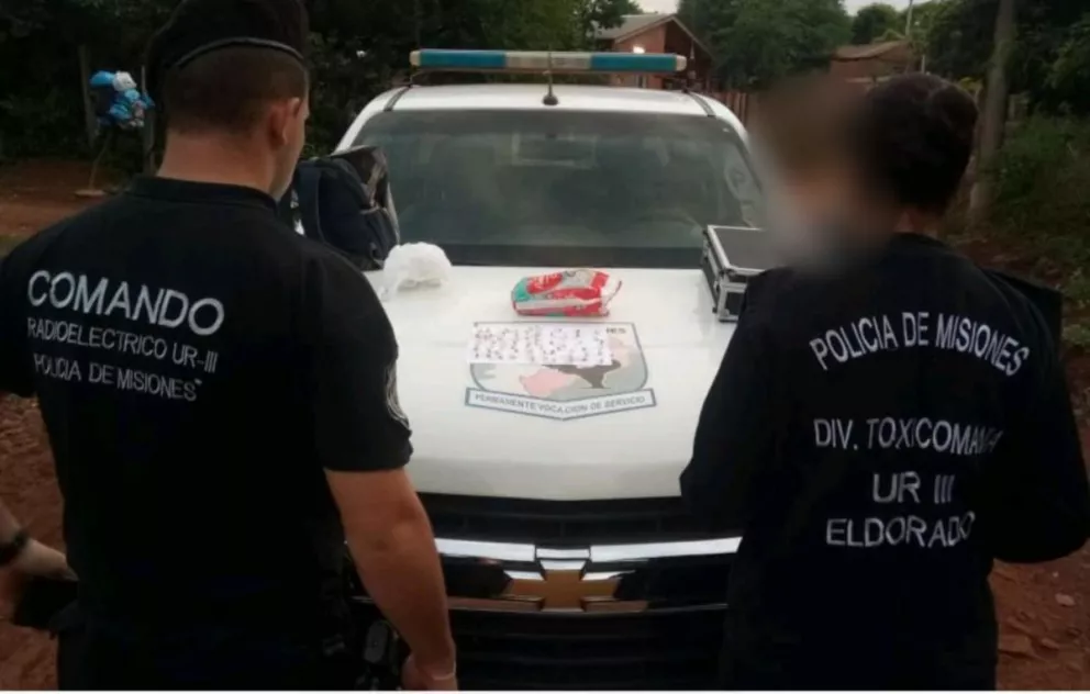 Incautan más de 60 envoltorios de cocaína en Eldorado