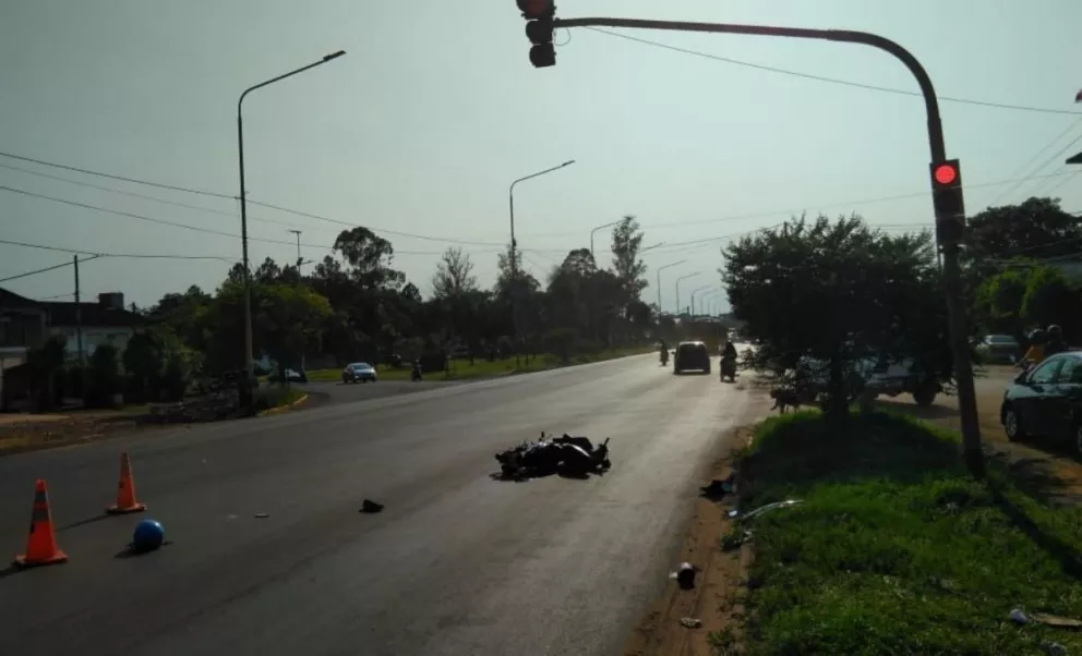 Posadas: embistió a motociclista que murió y está prófugo